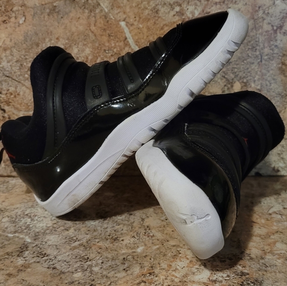 jordan retro 11 flex preschool